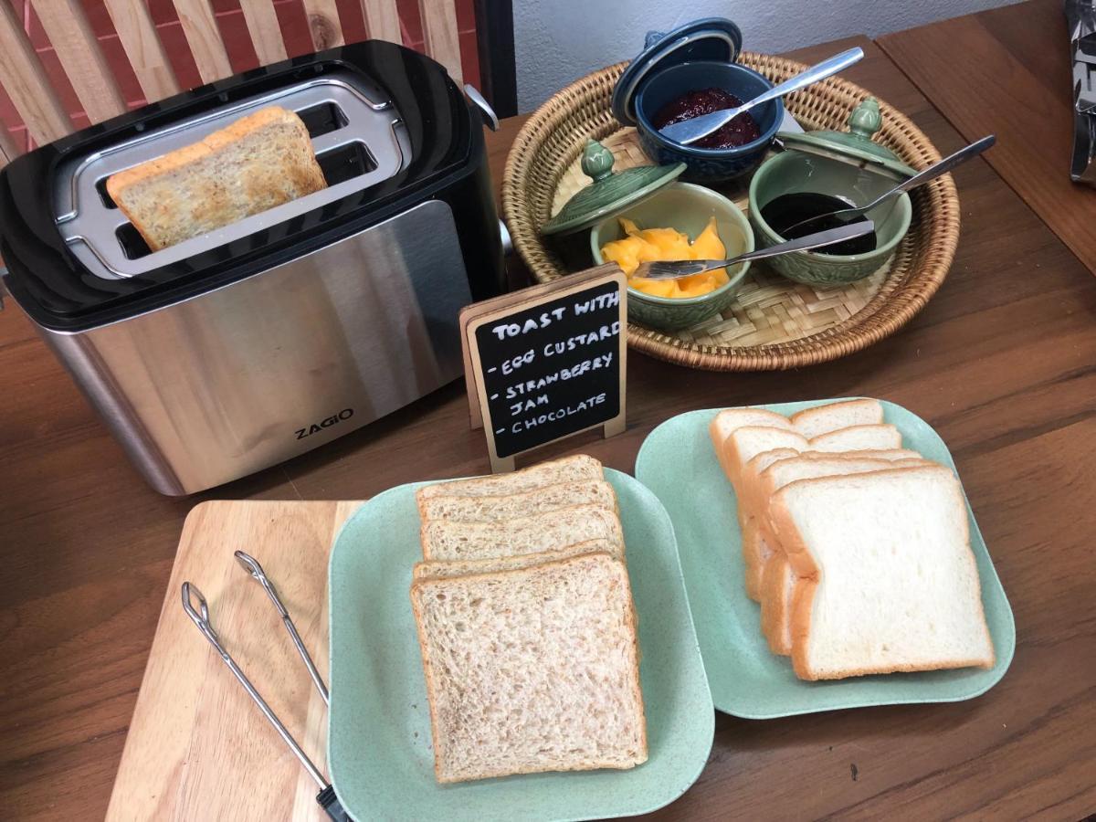 Sylvis Hostel Chiangmai チエンマイ エクステリア 写真