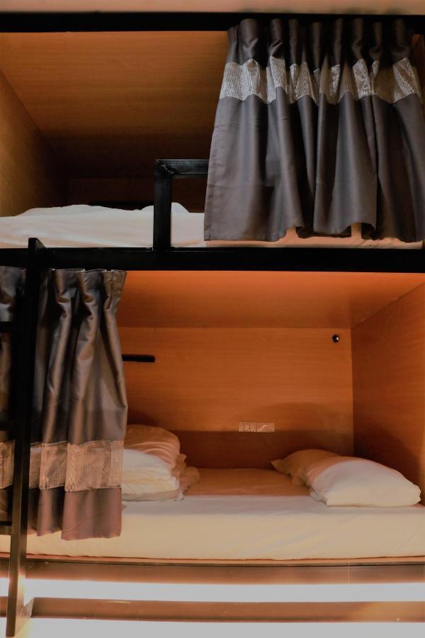 Sylvis Hostel Chiangmai チエンマイ エクステリア 写真