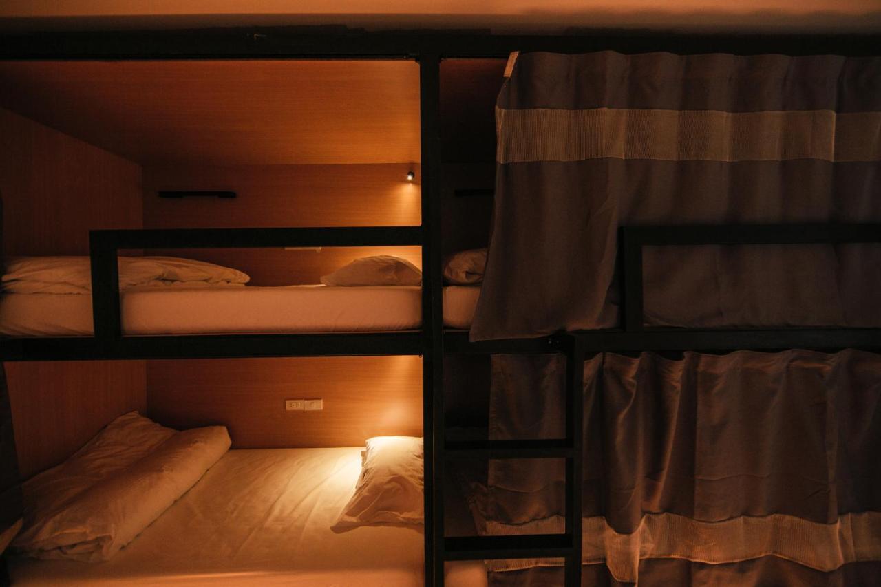 Sylvis Hostel Chiangmai チエンマイ エクステリア 写真