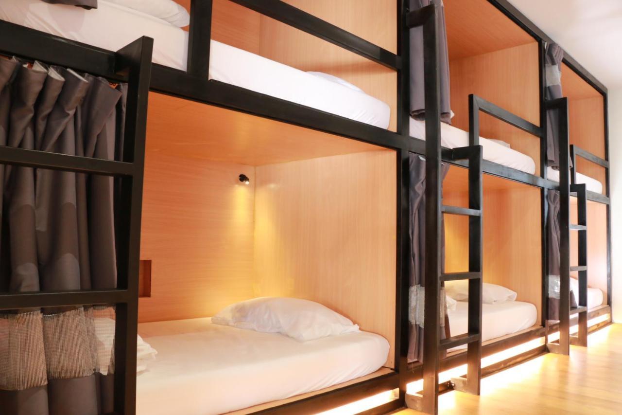 Sylvis Hostel Chiangmai チエンマイ エクステリア 写真