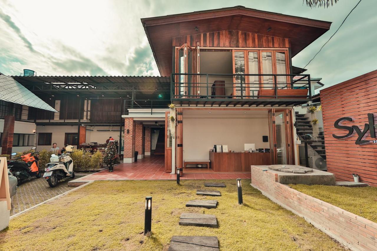 Sylvis Hostel Chiangmai チエンマイ エクステリア 写真