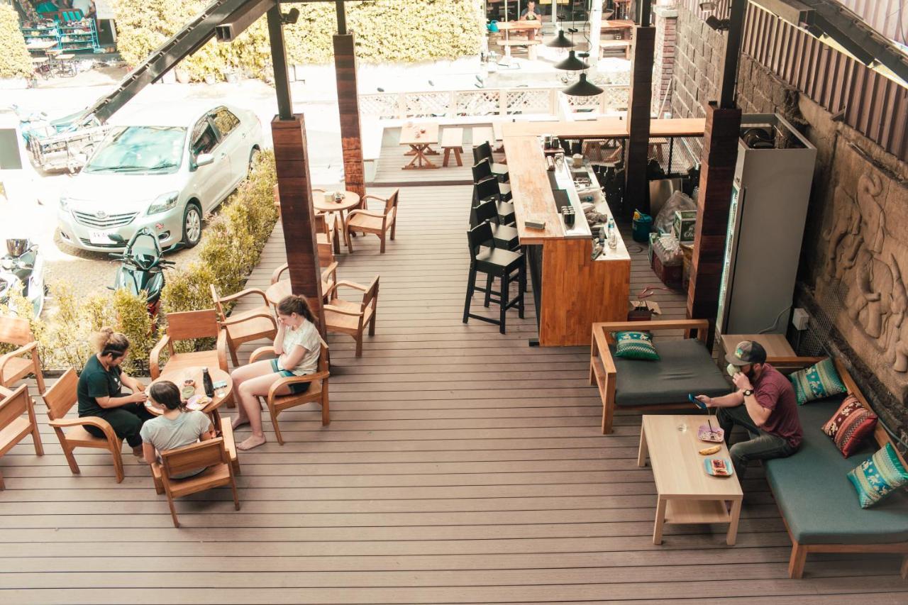 Sylvis Hostel Chiangmai チエンマイ エクステリア 写真
